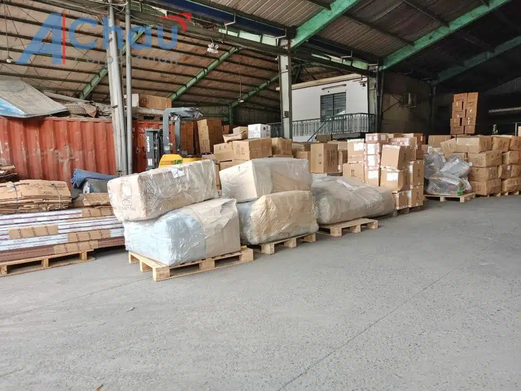 Chở hàng lẻ hàng ghép